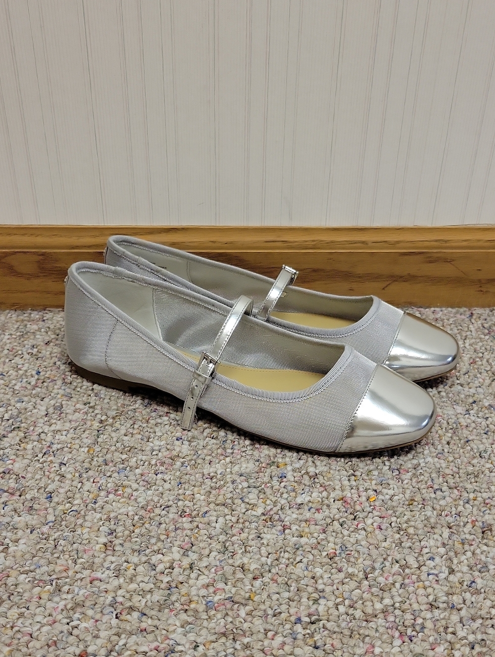 Michael Kors Silver Mary Jane Ballet Flats with Metallic Cap Toe 8 New Office